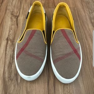 Burberry shoes